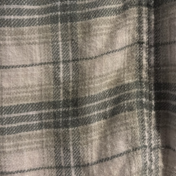 American Eagle over sized green plaid pullover - Picture 2 of 6